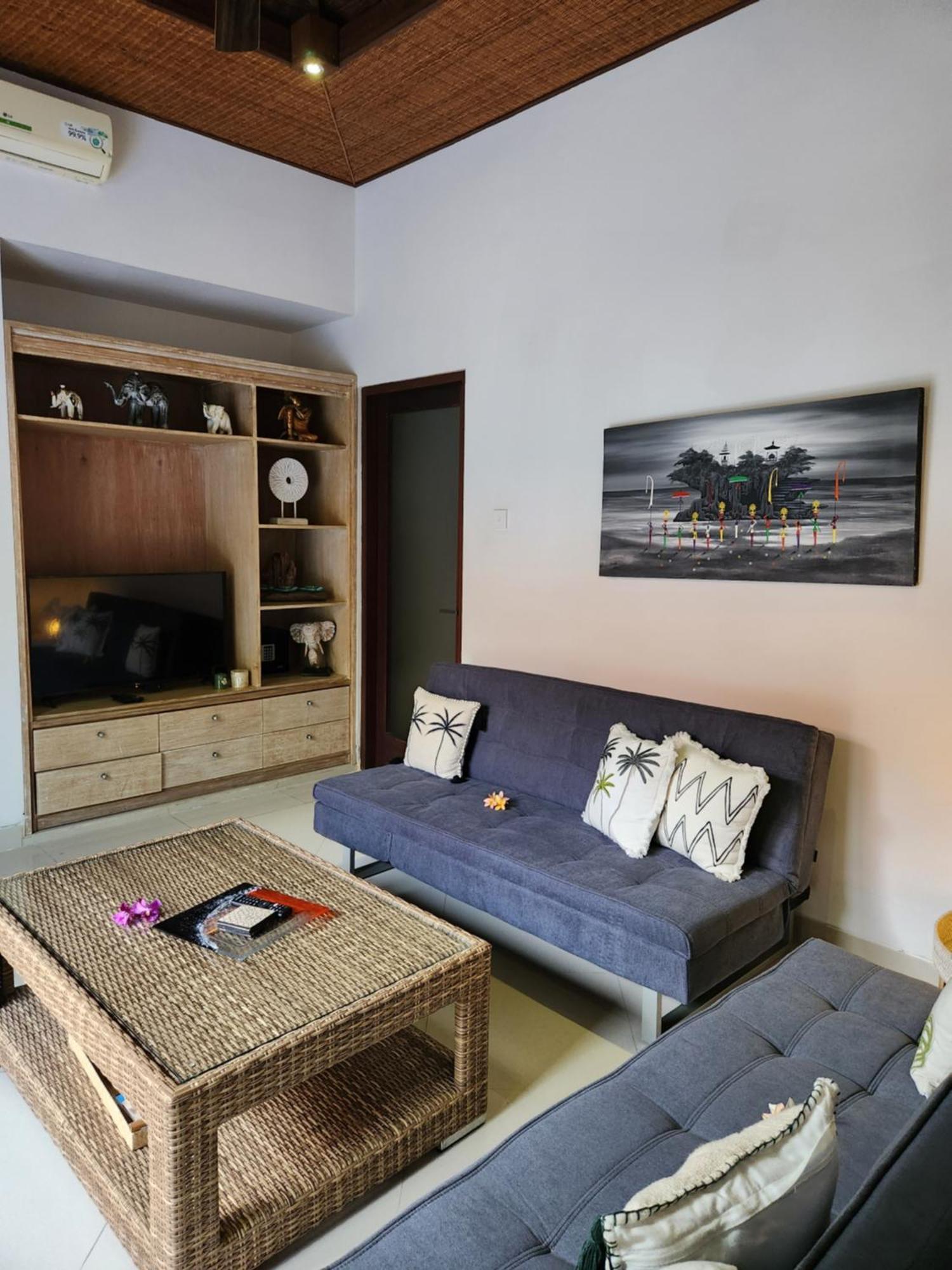 Taman Kesari Villas Sanur Kültér fotó