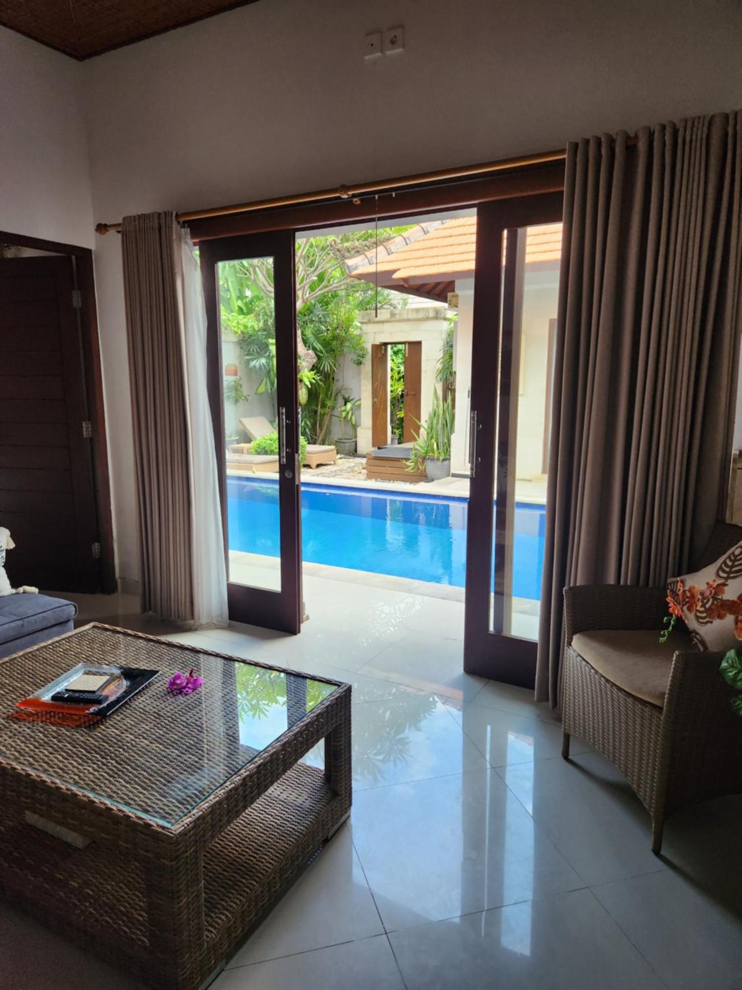 Taman Kesari Villas Sanur Kültér fotó