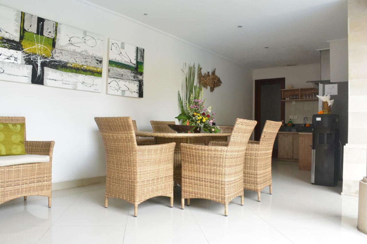 Taman Kesari Villas Sanur Kültér fotó